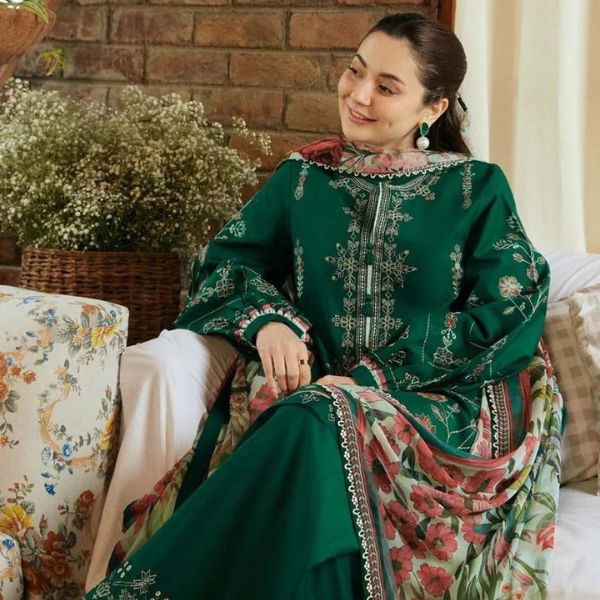 Lawn Embroidered 3pc suit C03