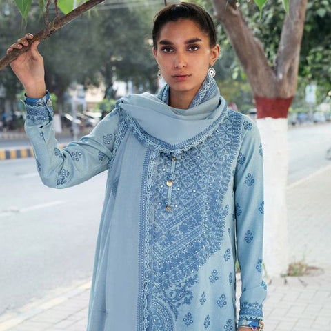 Lawn Embroidered 3pc suit C32